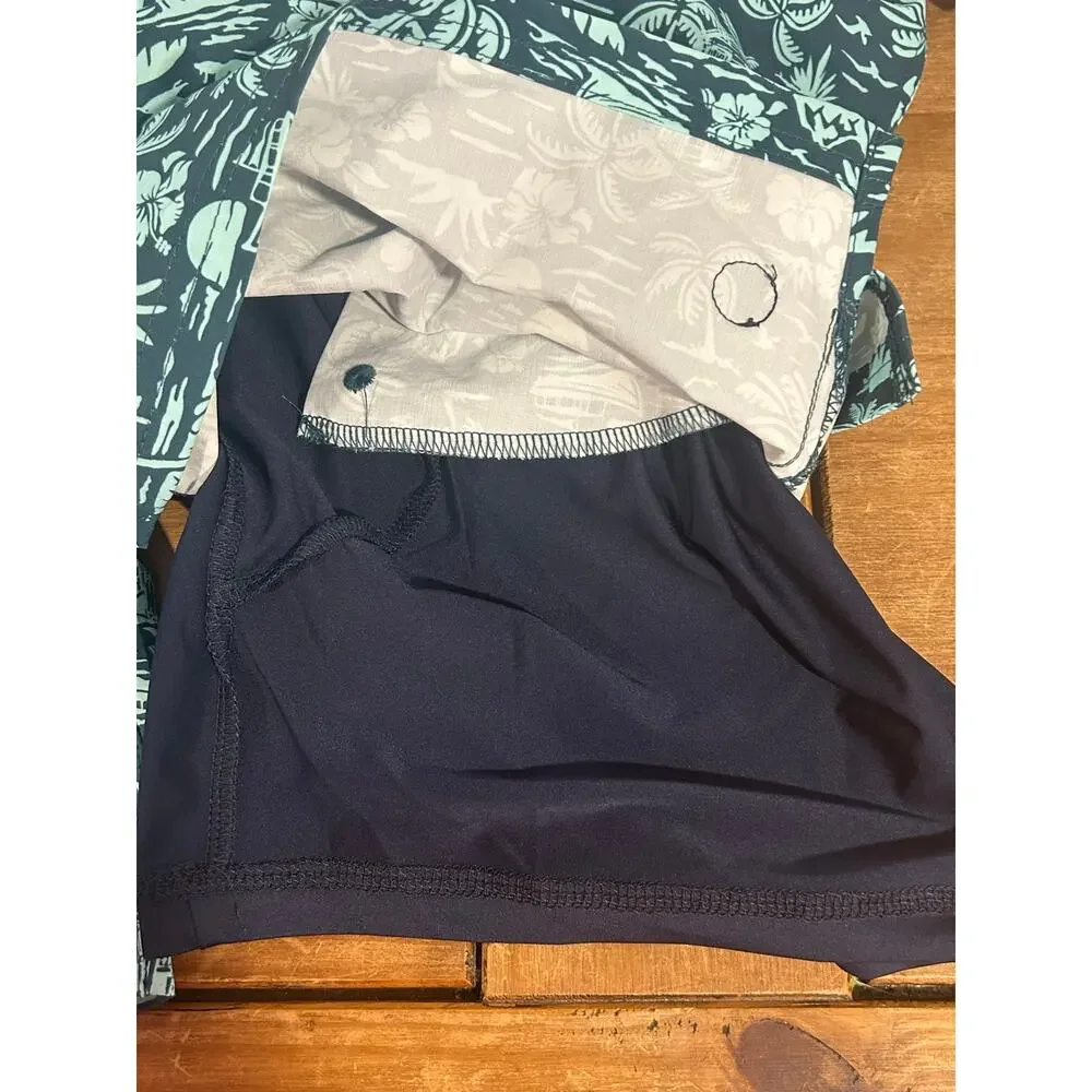 LANDS END Sz L Green Volley Swim Shorts dark green Tropical Liner Beach Vacation